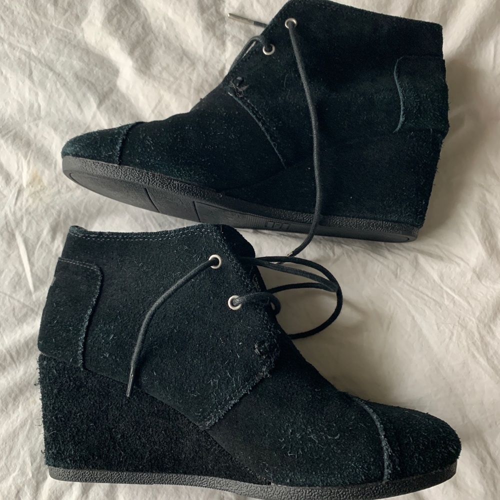 TOMS suede black booties